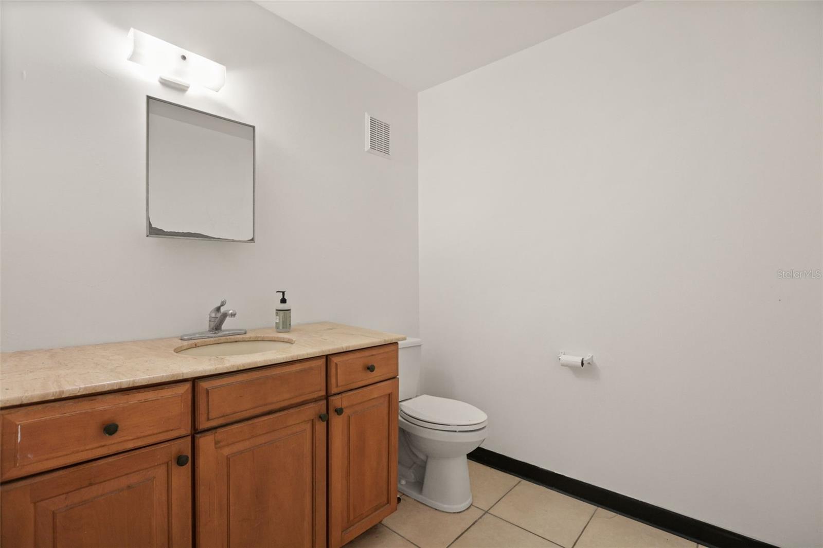 5497 Benchmark Ln Property Photo 16