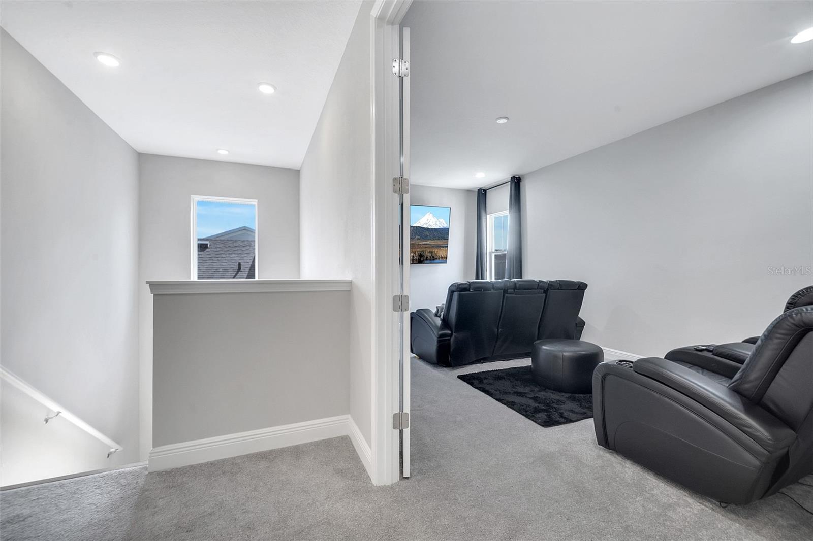 18887 Rawson St Property Photo 24