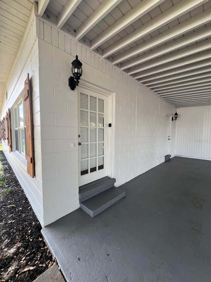 1221 Cypress Ln Property Photo 6