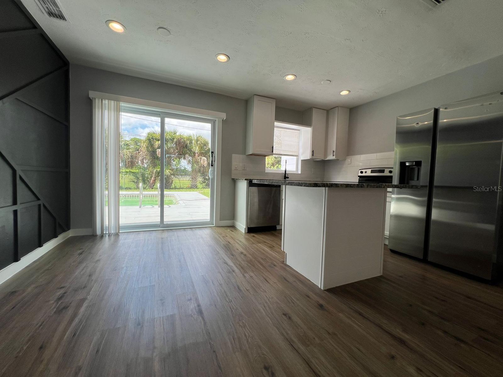 1221 Cypress Ln Property Photo 10