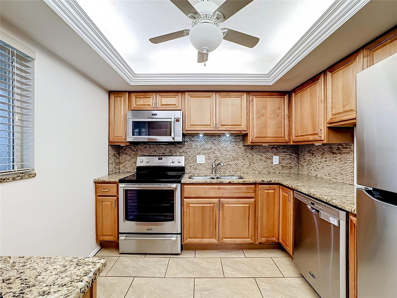1520 Glen Oaks Dr E #248 Property Photo 3
