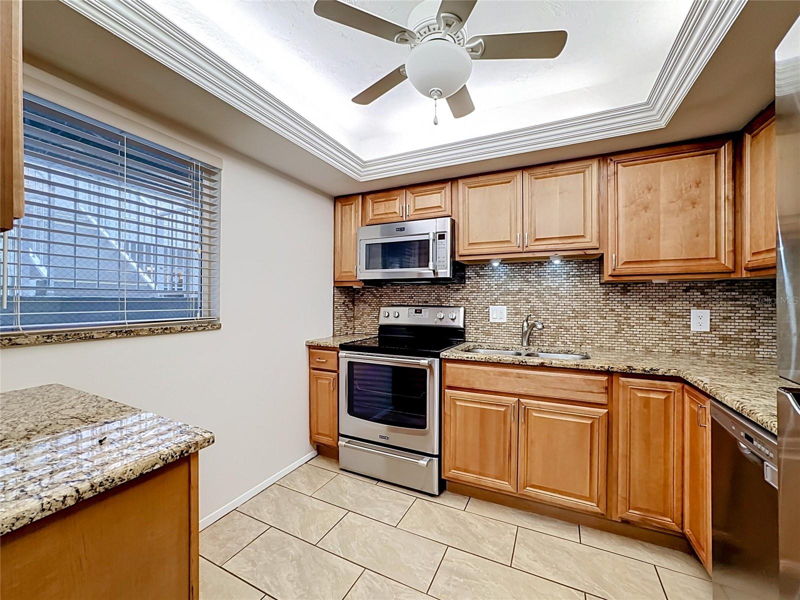1520 Glen Oaks Dr E #248 Property Photo 5