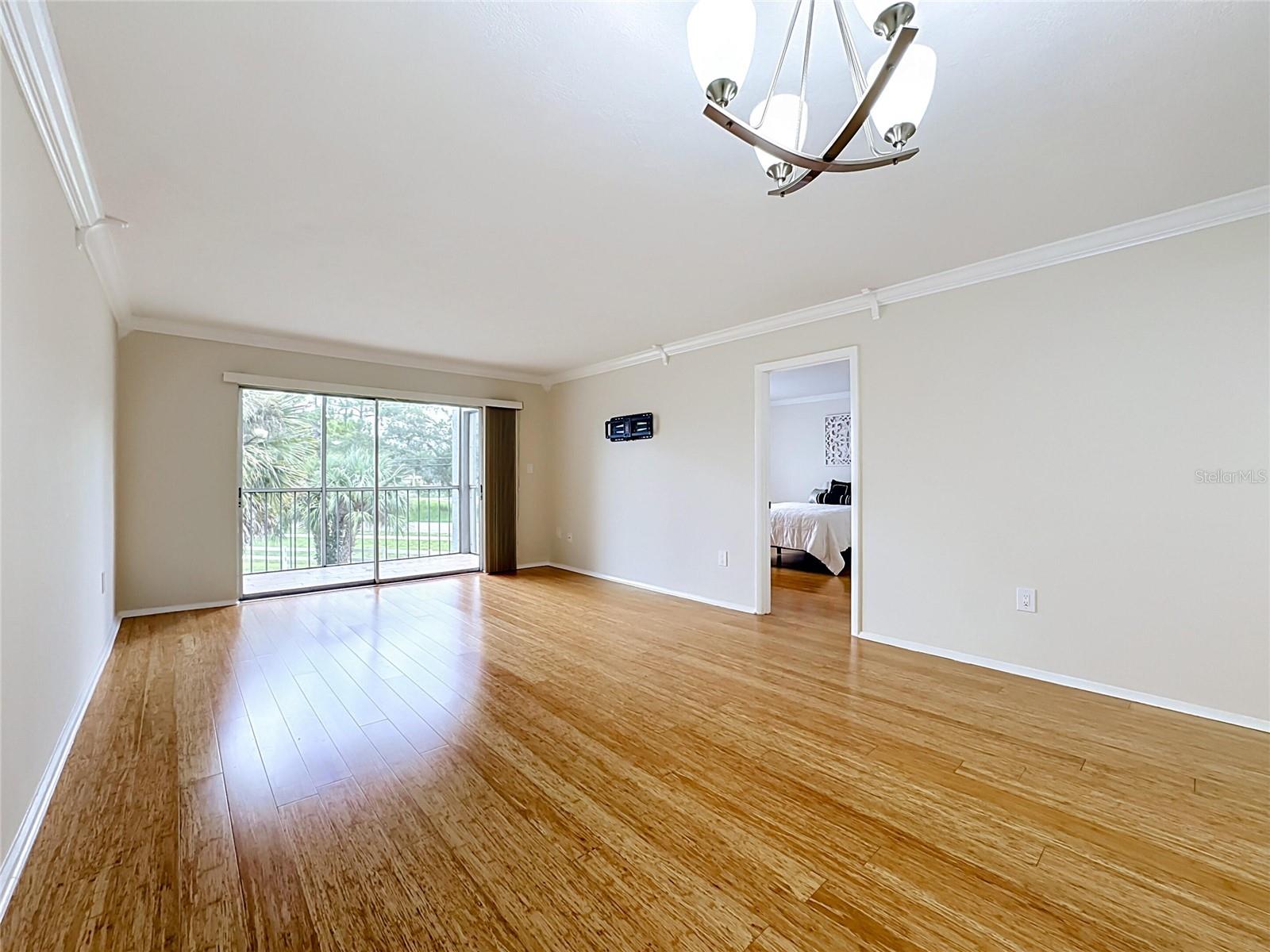 1520 Glen Oaks Dr E #248 Property Photo 7