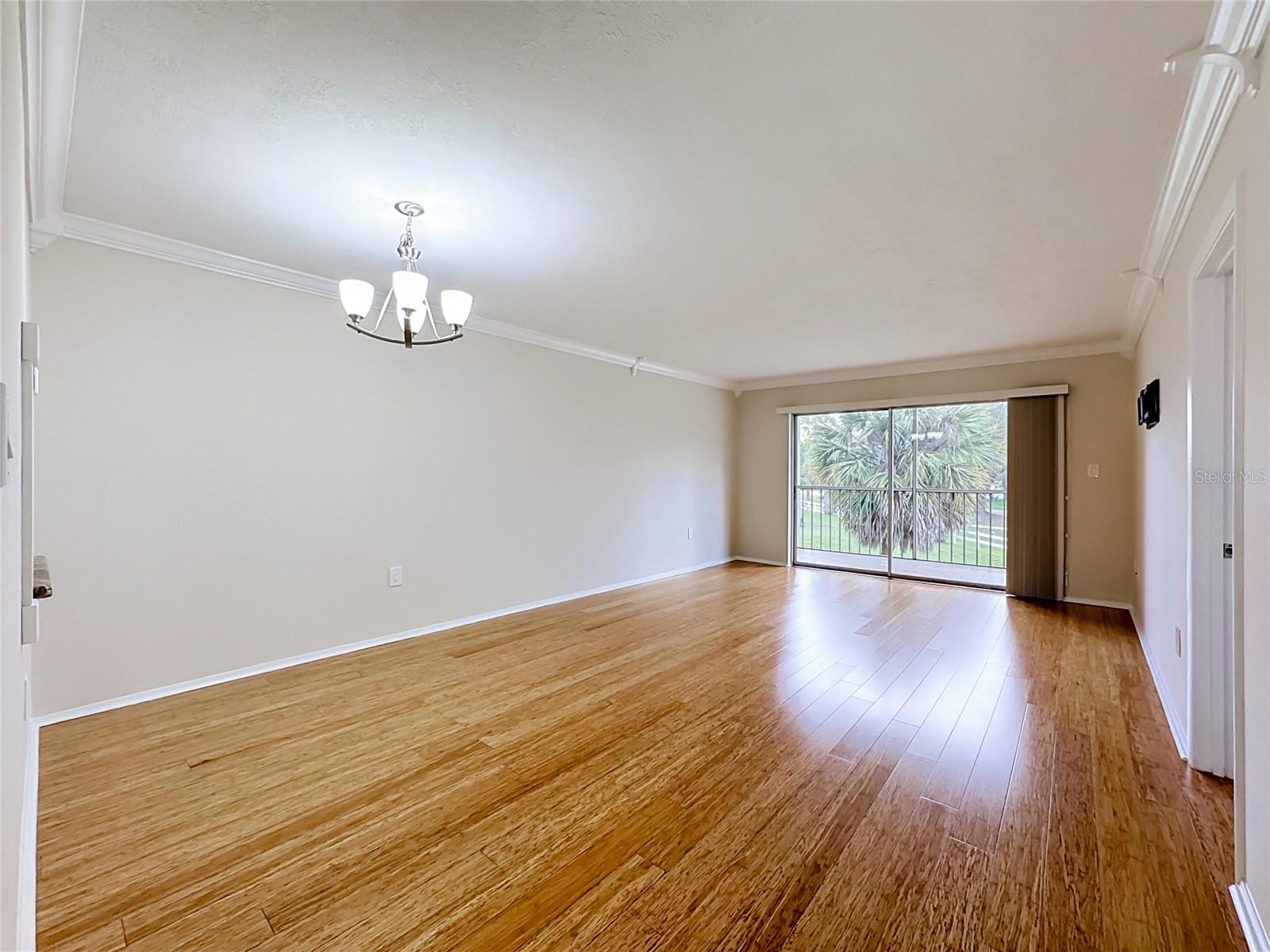 1520 Glen Oaks Dr E #248 Property Photo 8