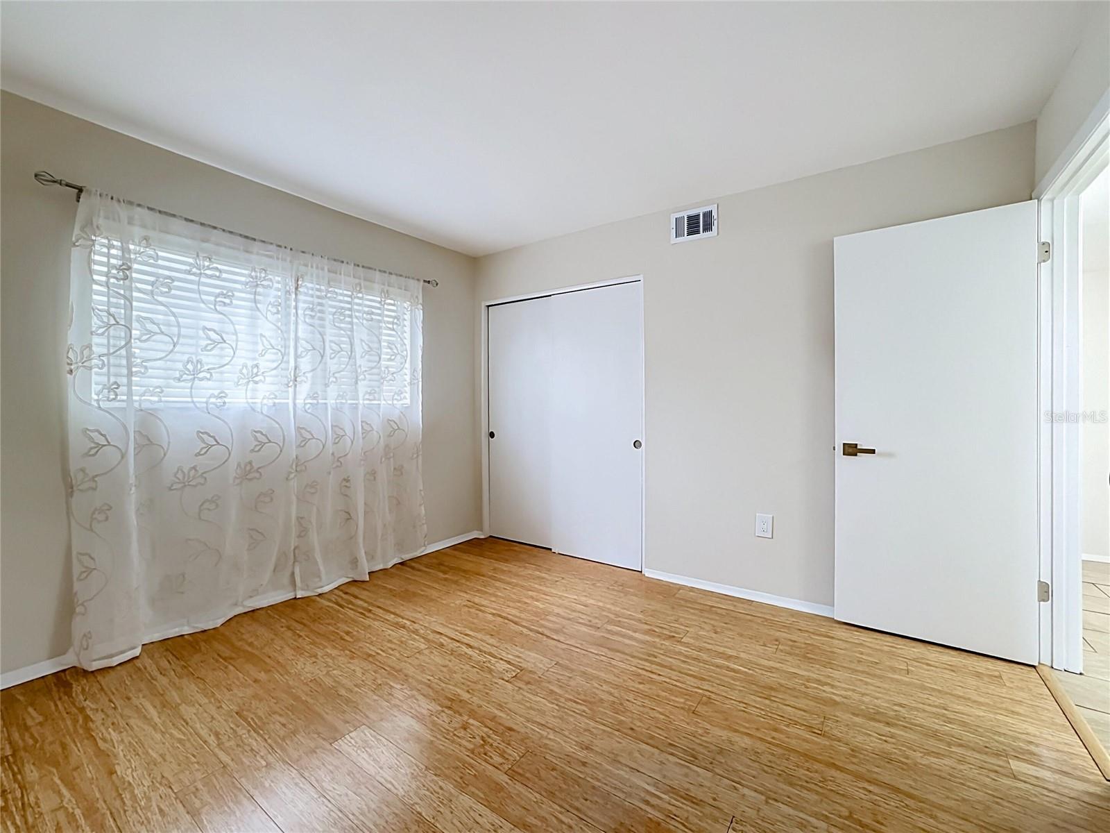 1520 Glen Oaks Dr E #248 Property Photo 13