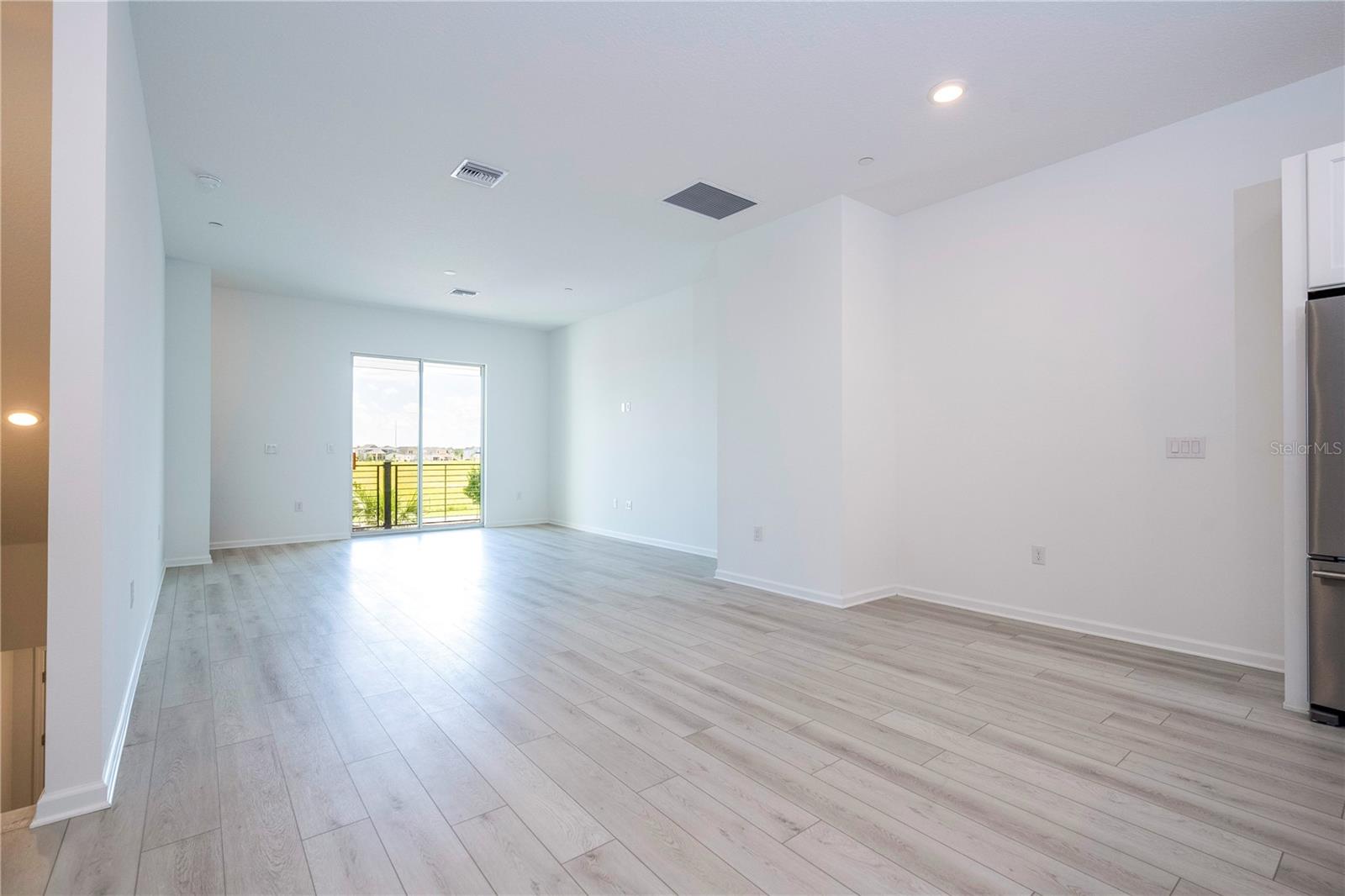 9313 Luminary Blvd Property Photo 18