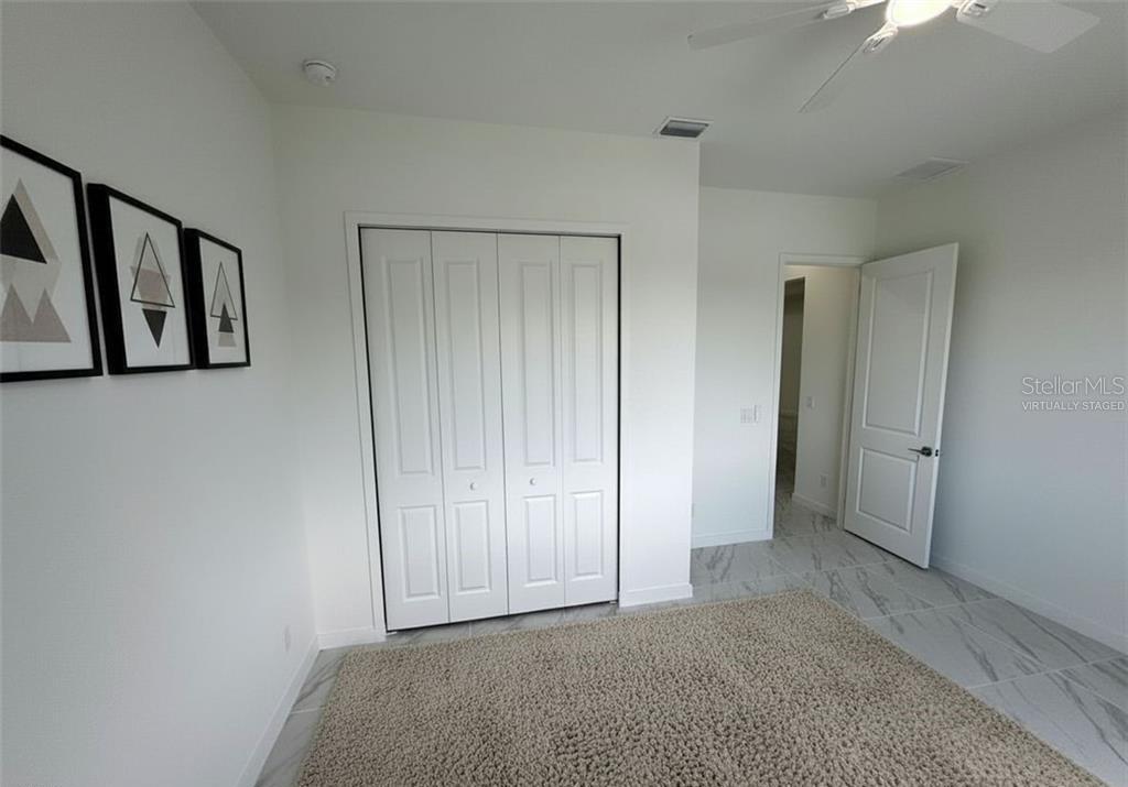 1027 Kismet Pkwy W Property Photo 15