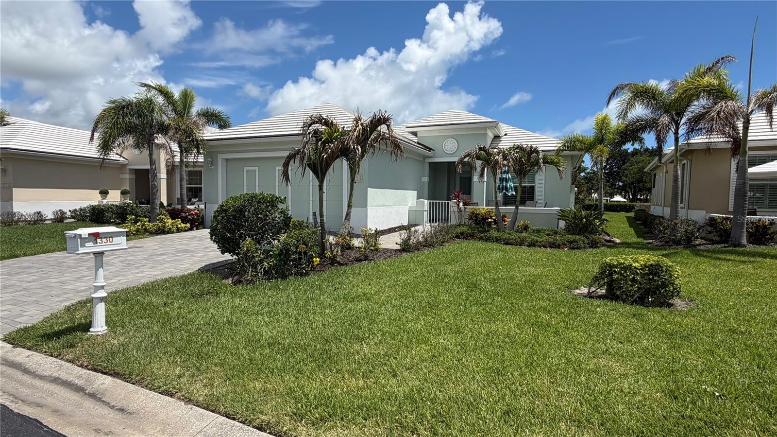 1330 Saint Catherines Cir Property Photo 1