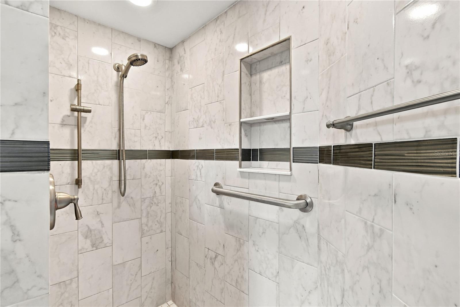 524 S Longview Pl Property Photo 12