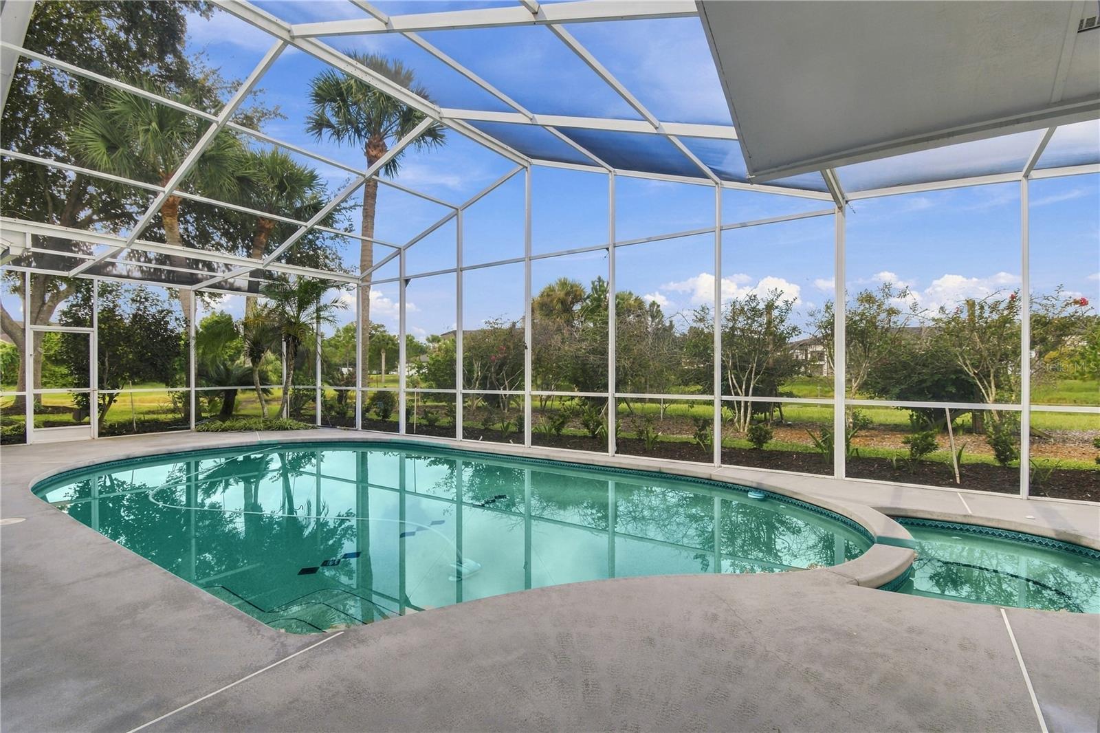 524 S Longview Pl Property Photo 15