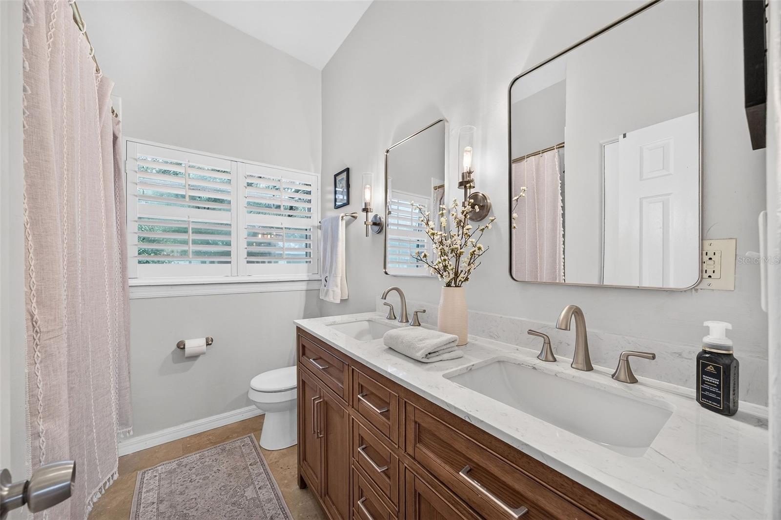2260 Coldstream Dr Property Photo 20