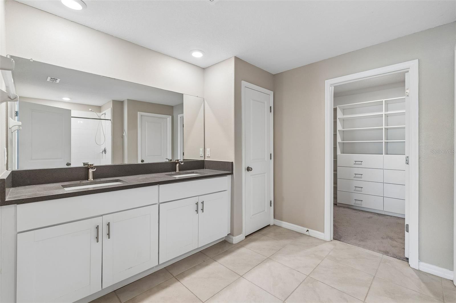 5404 Blue Azure Dr Property Photo 11