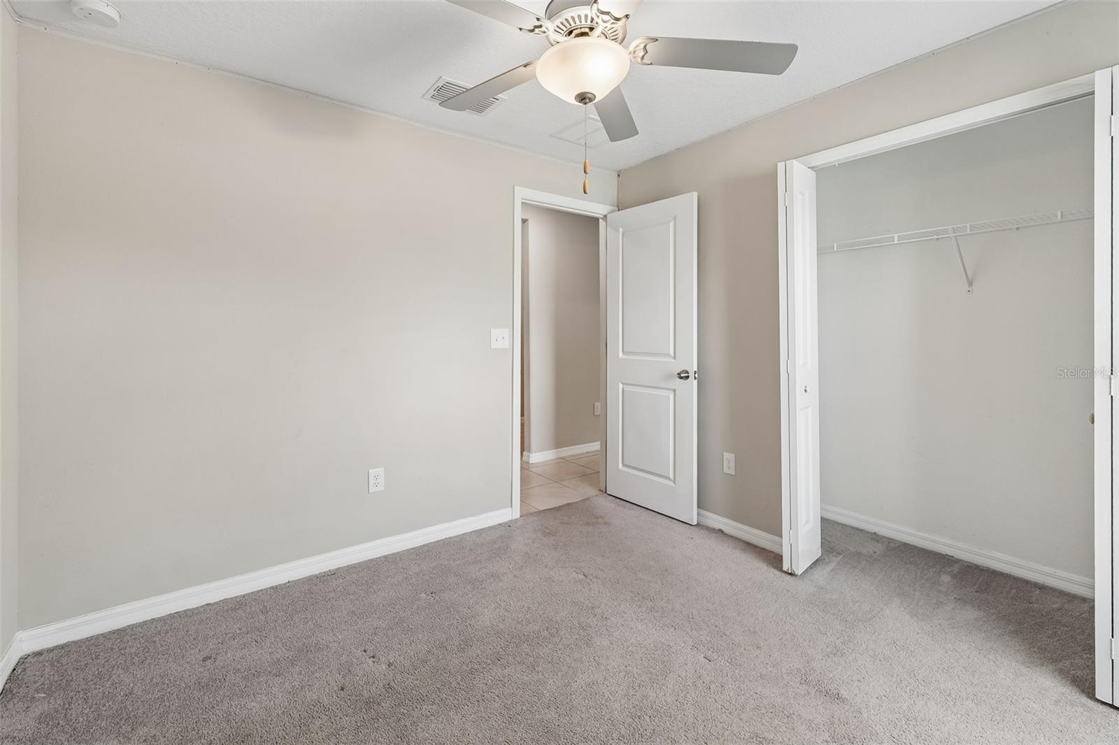 5404 Blue Azure Dr Property Photo 13