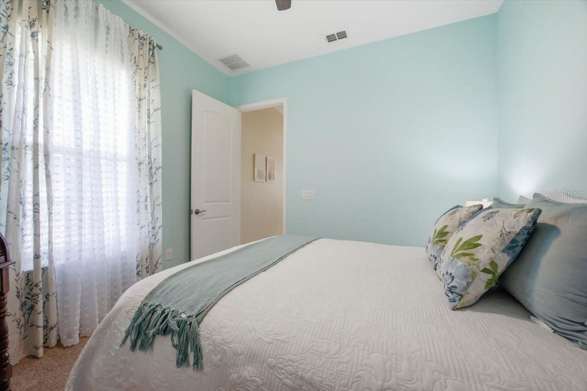 2541 Yellow Brick Rd Property Photo 14