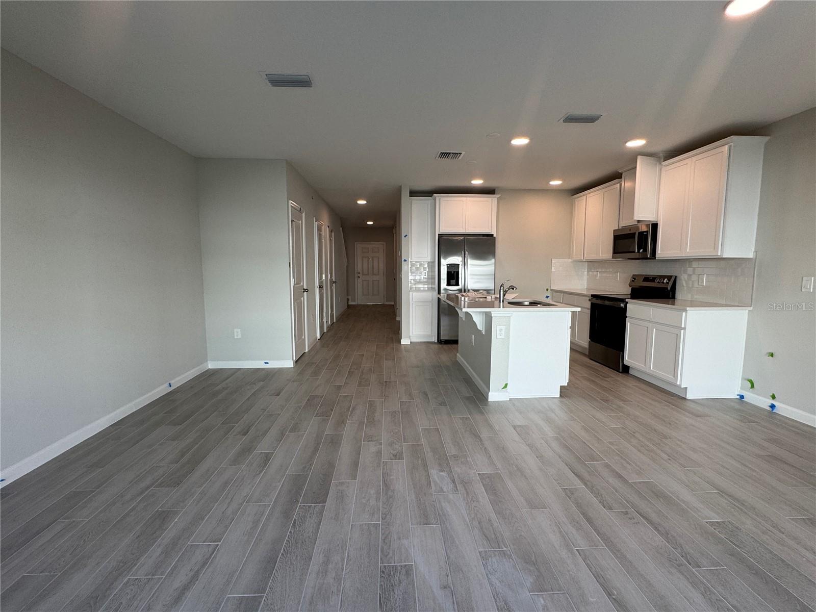 14922 Harvest St Property Photo 2