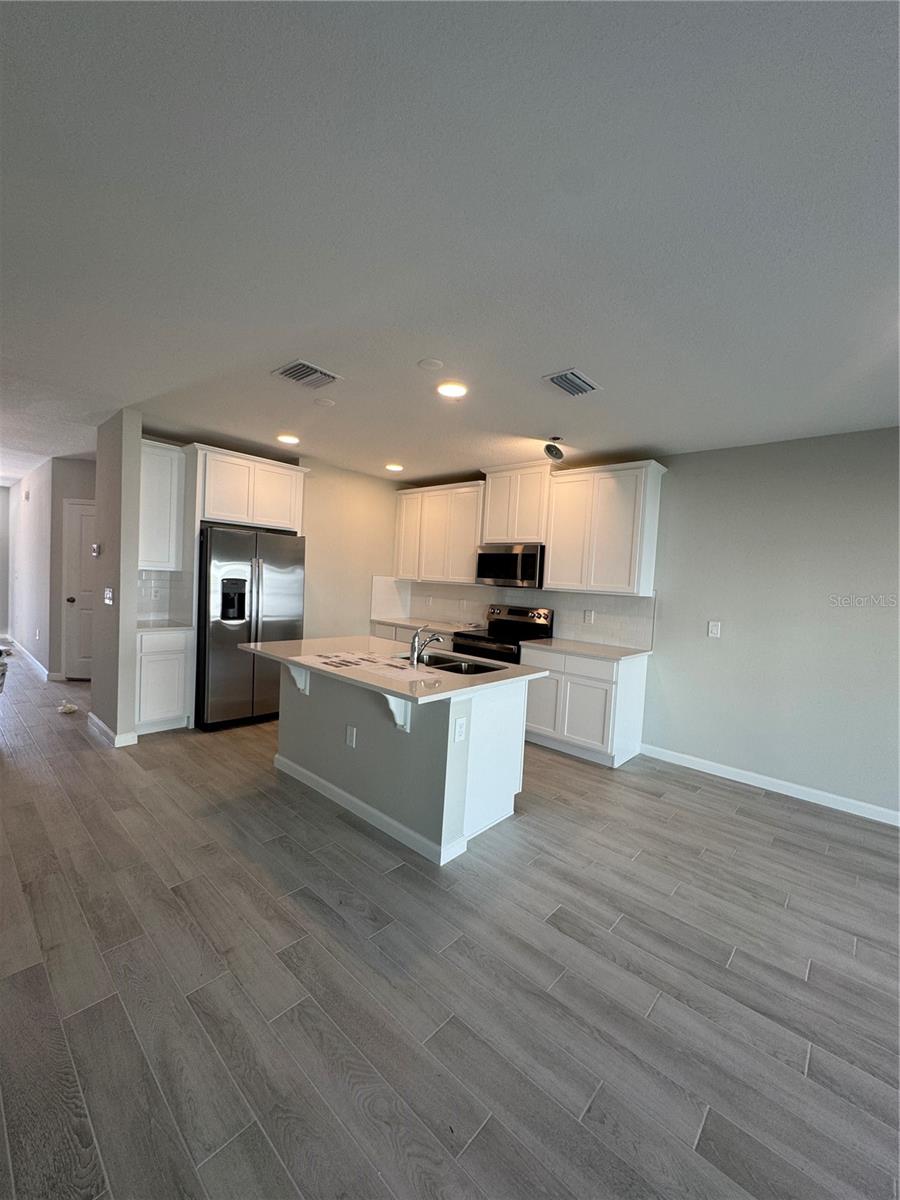 14922 Harvest St Property Photo 5