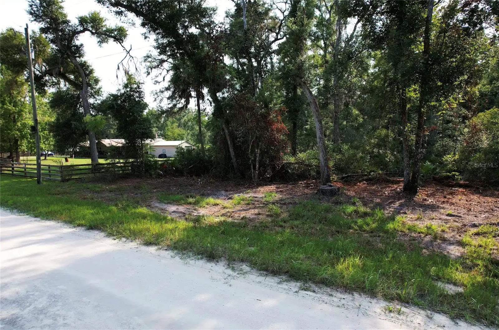 Ne 497th St Property Photo 3