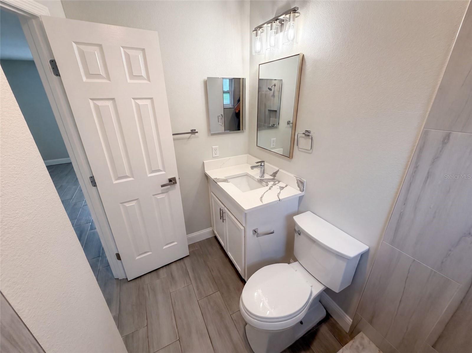 8165 Ridge Rd Property Photo 18
