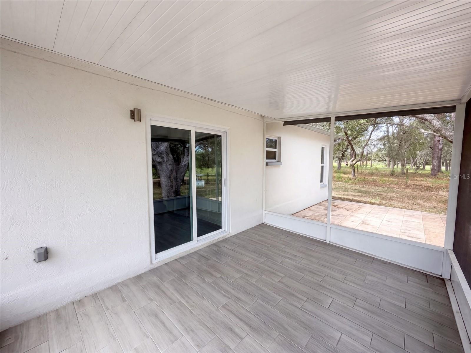 8165 Ridge Rd Property Photo 35