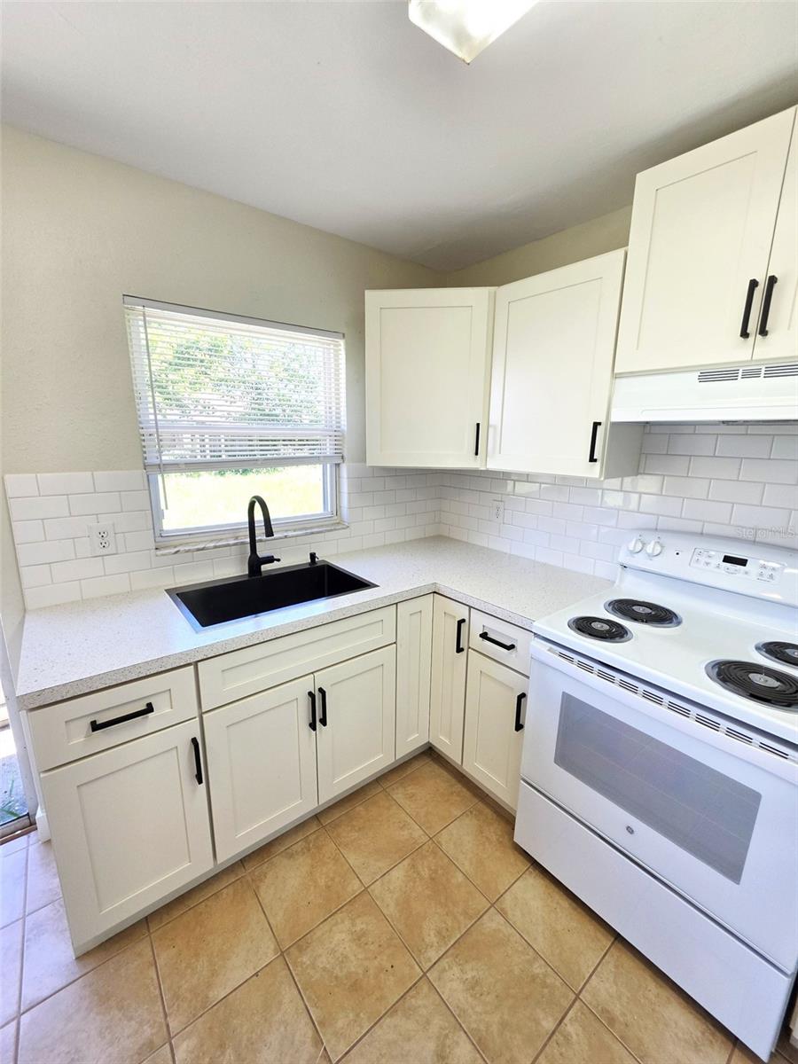 310 Vaniman Ave Property Photo 8