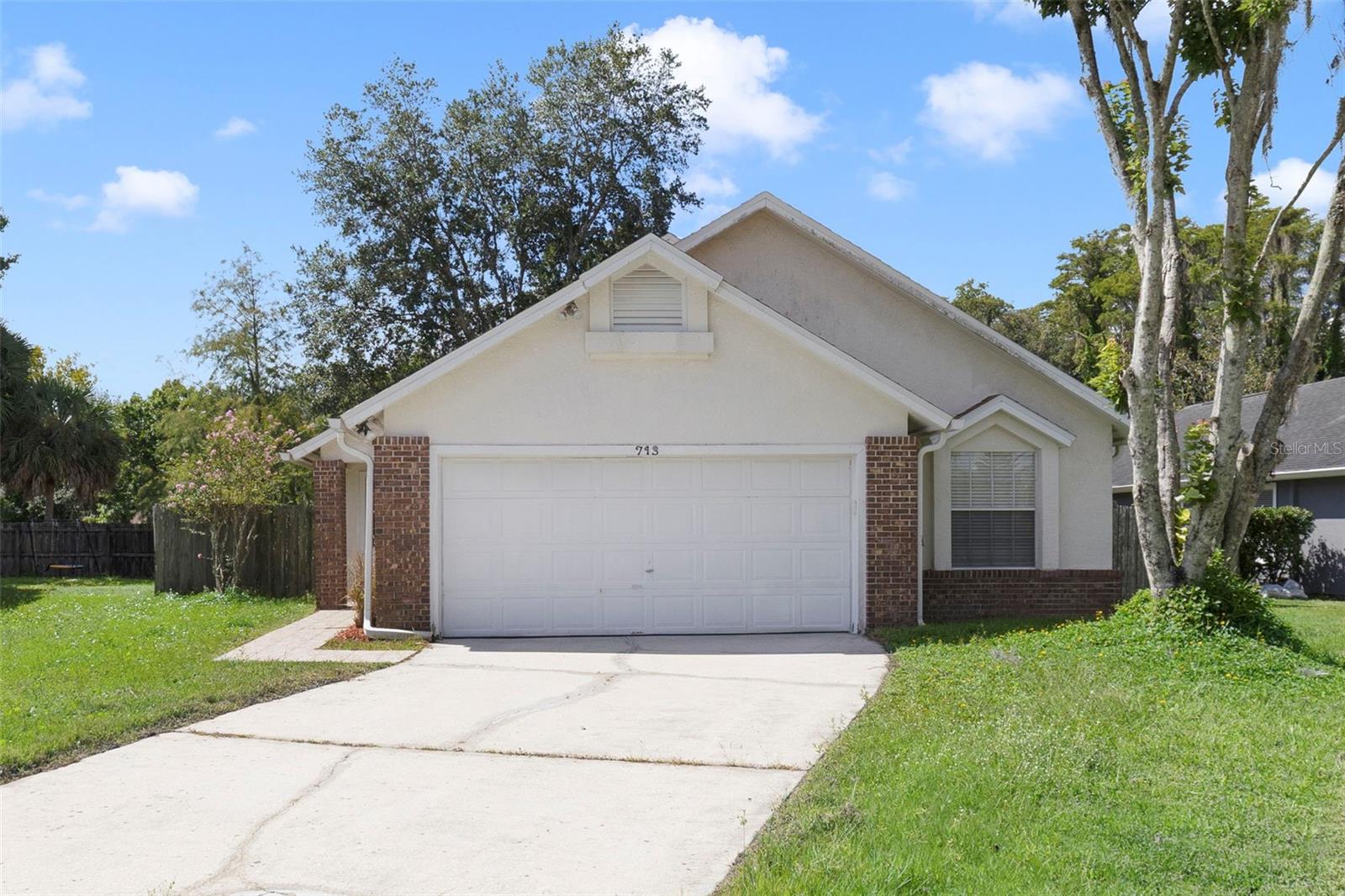 713 MEADOWSIDE CT Property Photo 1