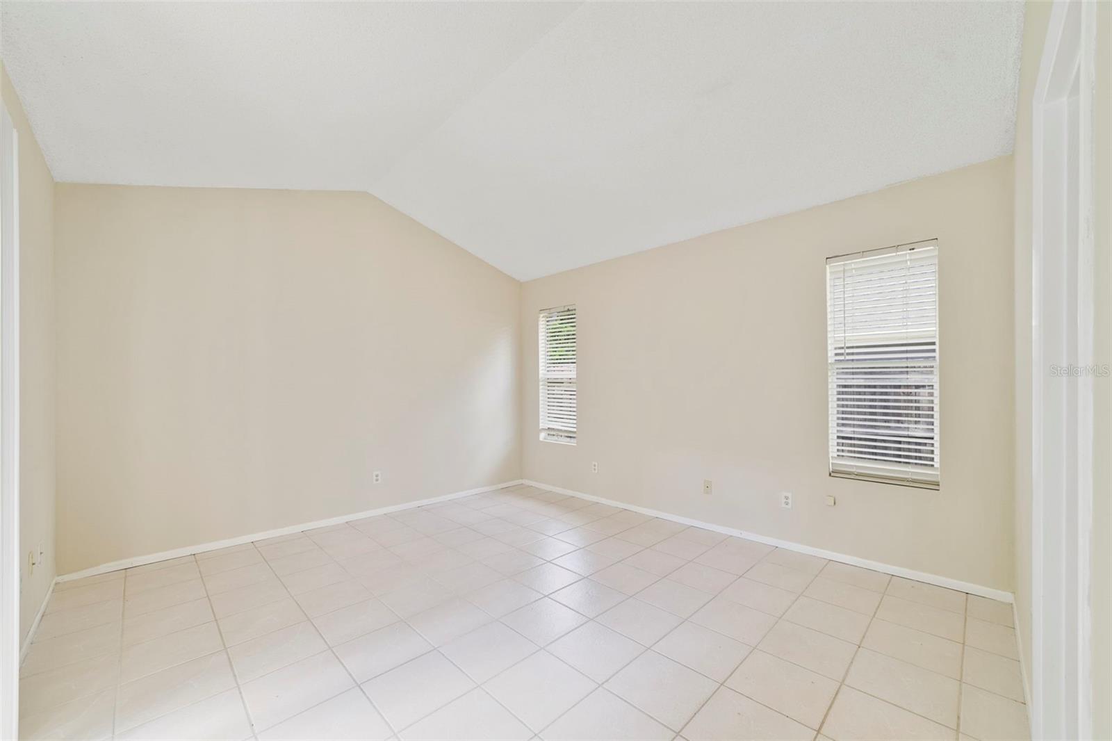 713 Meadowside Ct Property Photo 31