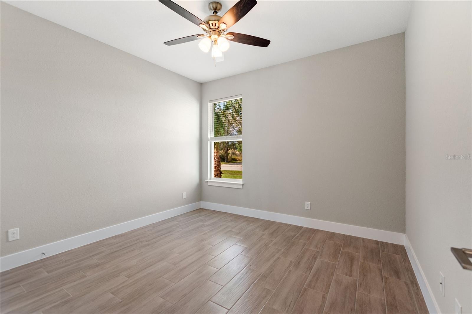 1339 Congo Ct Property Photo 18