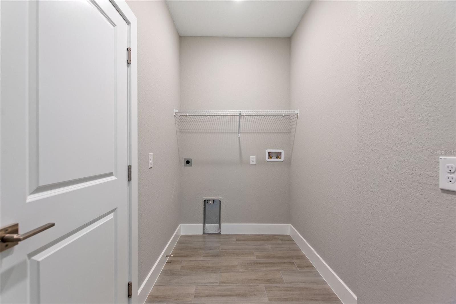 1339 Congo Ct Property Photo 27