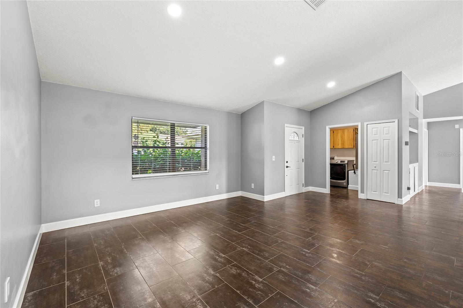9508 Pine Terrace Ct Property Photo 13