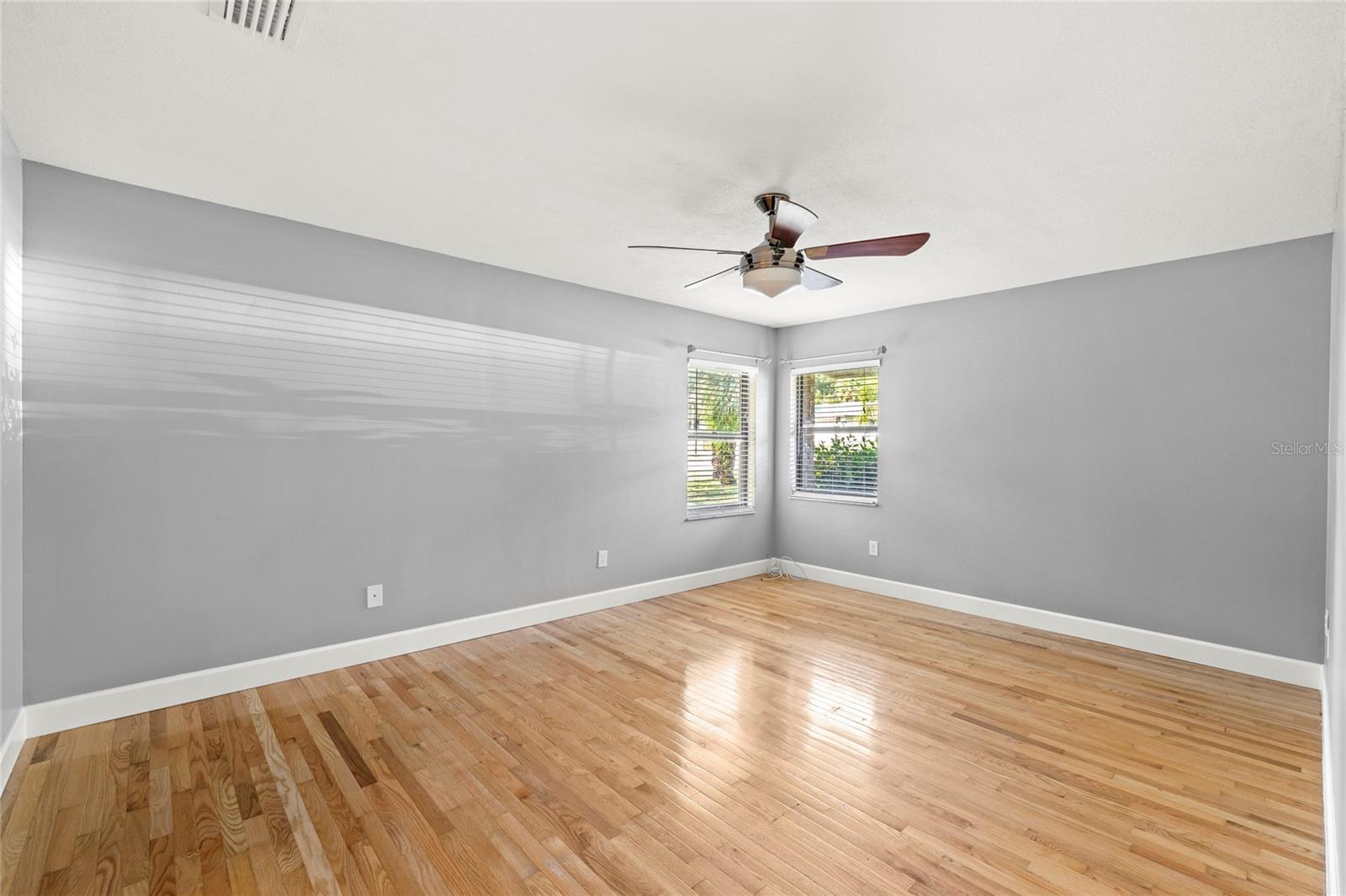 9508 Pine Terrace Ct Property Photo 16