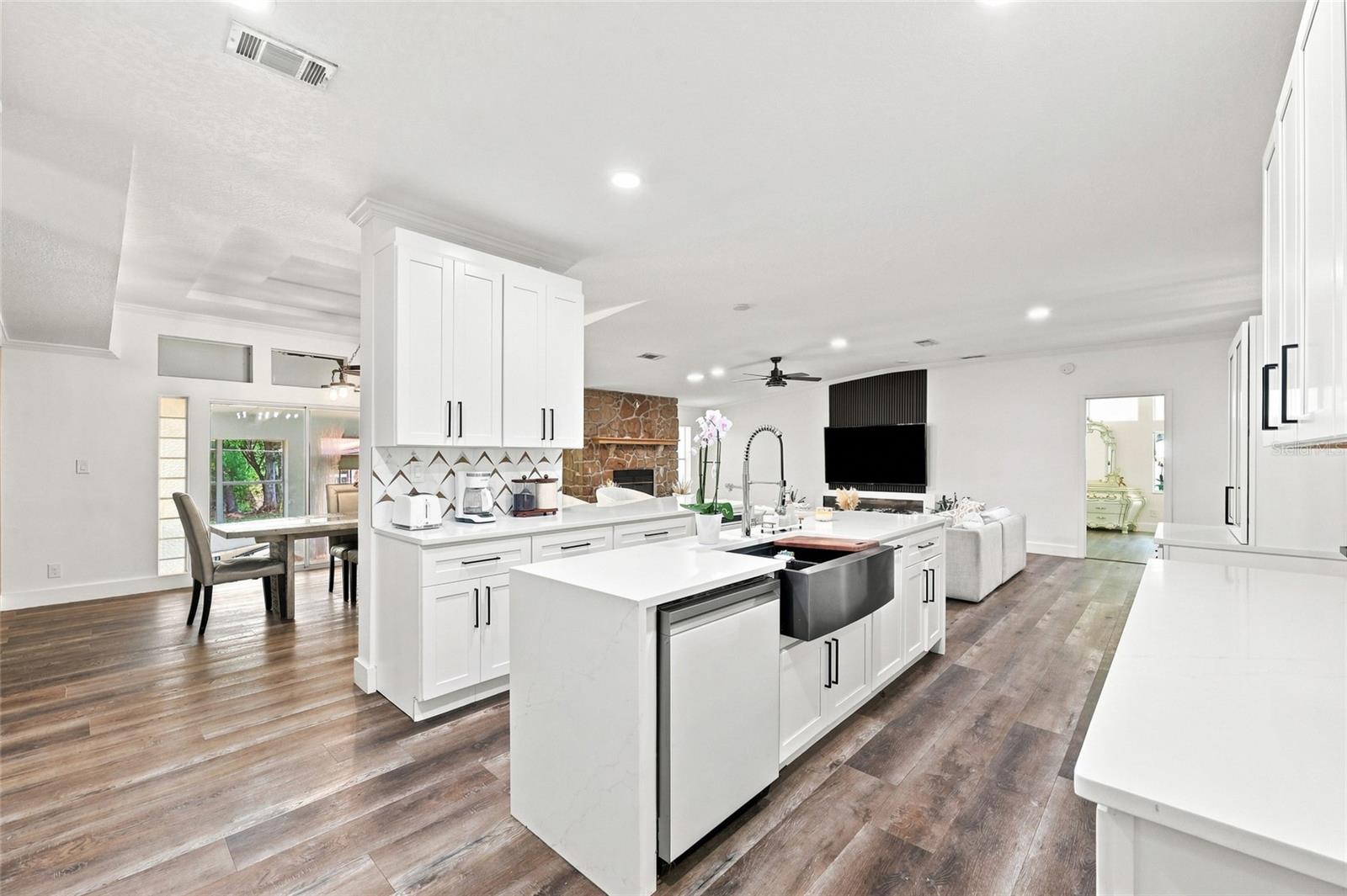 16111 Sunflower Trl Property Photo 8