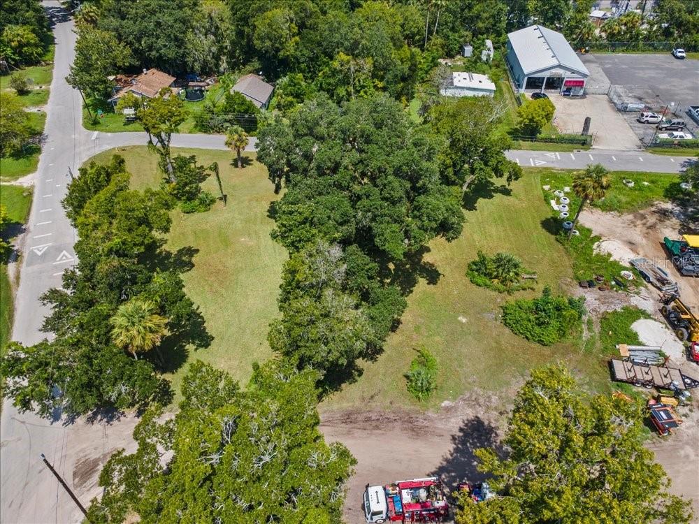 919 Tomoka Rd Property Photo 2