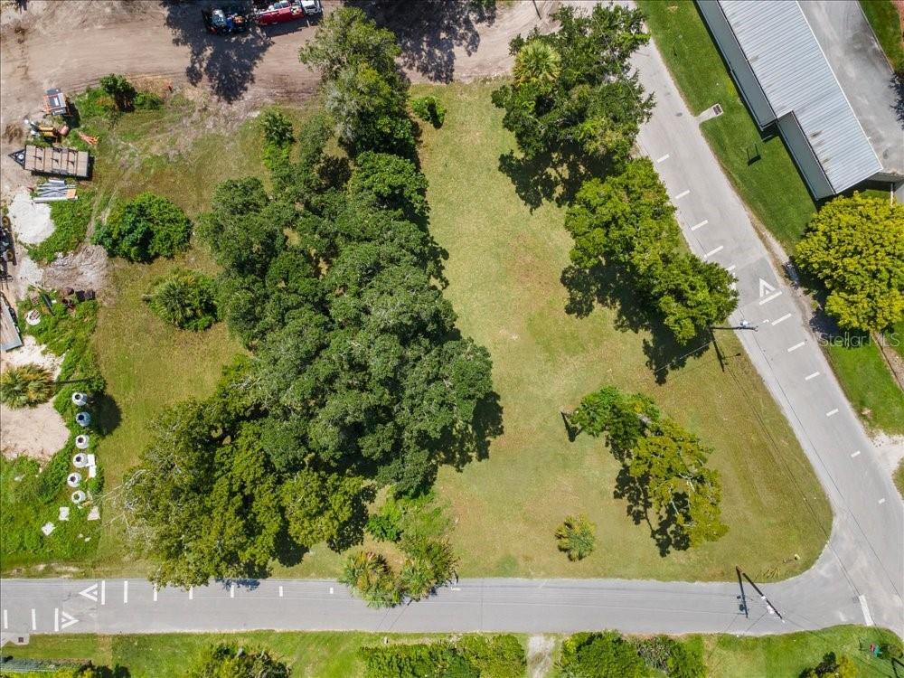 919 Tomoka Rd Property Photo 5