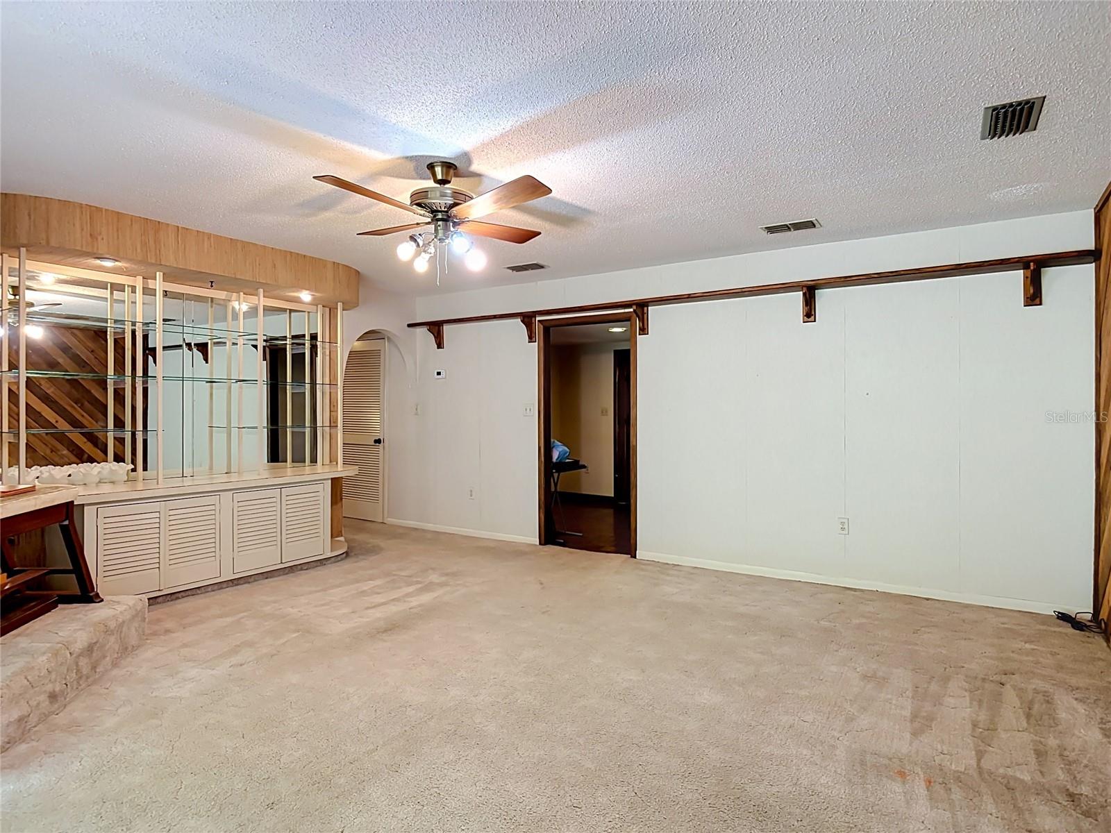 108 Rio Pinar Dr Property Photo 6
