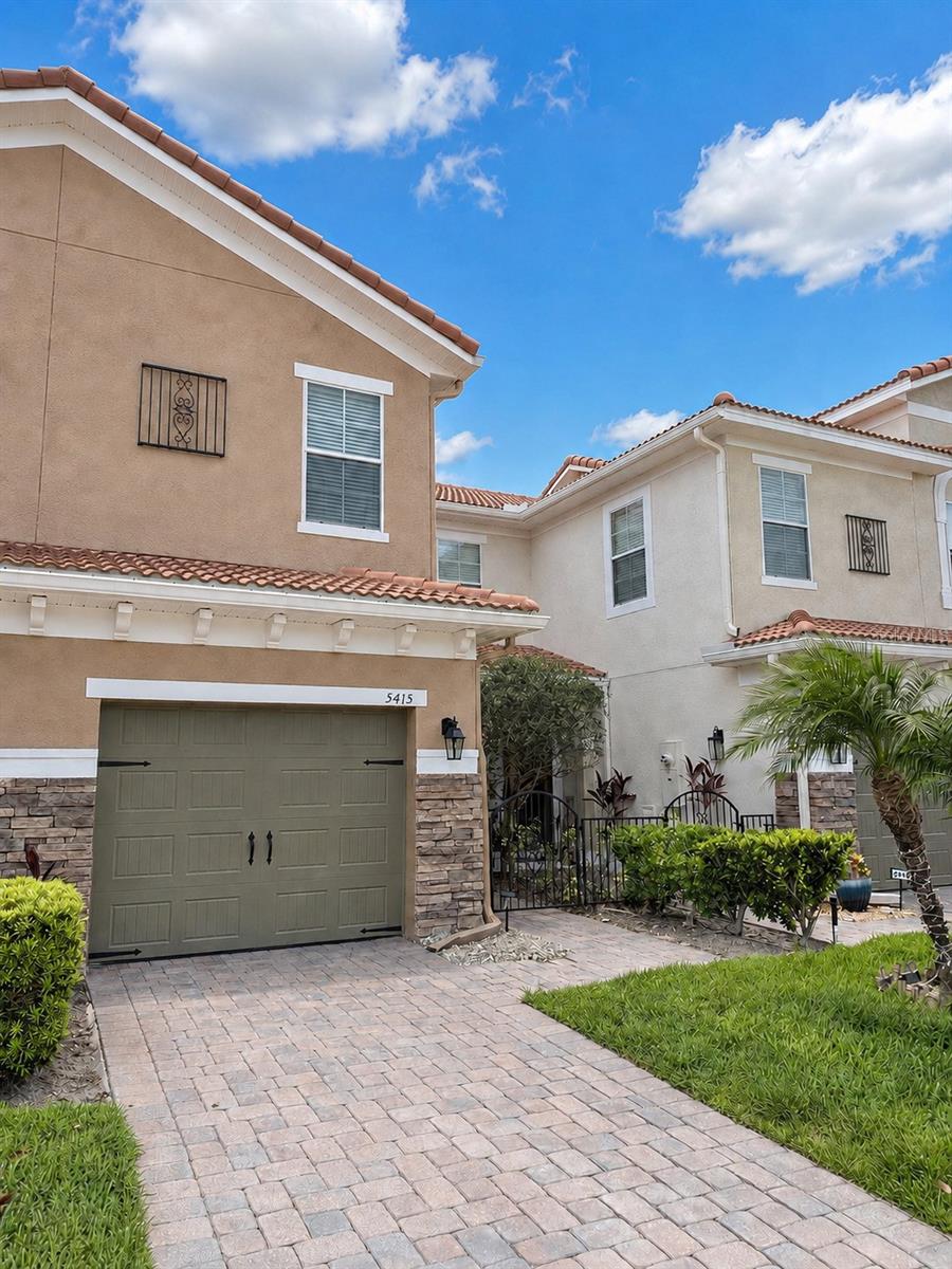 5415 VIA APPIA WAY Property Photo 1