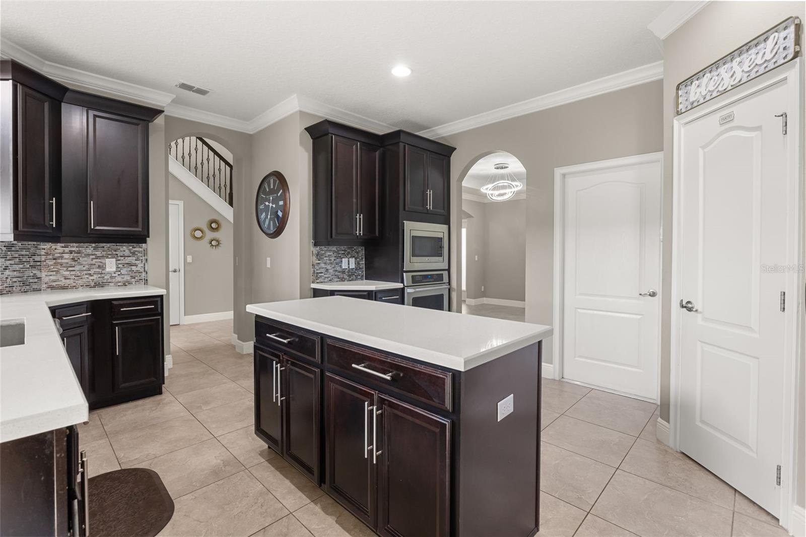 803 Sherbourne Cir Property Photo 18