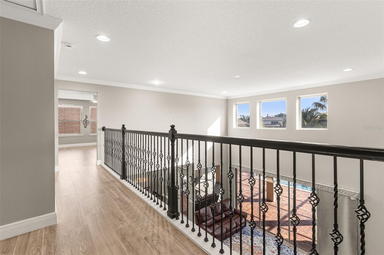 803 Sherbourne Cir Property Photo 29