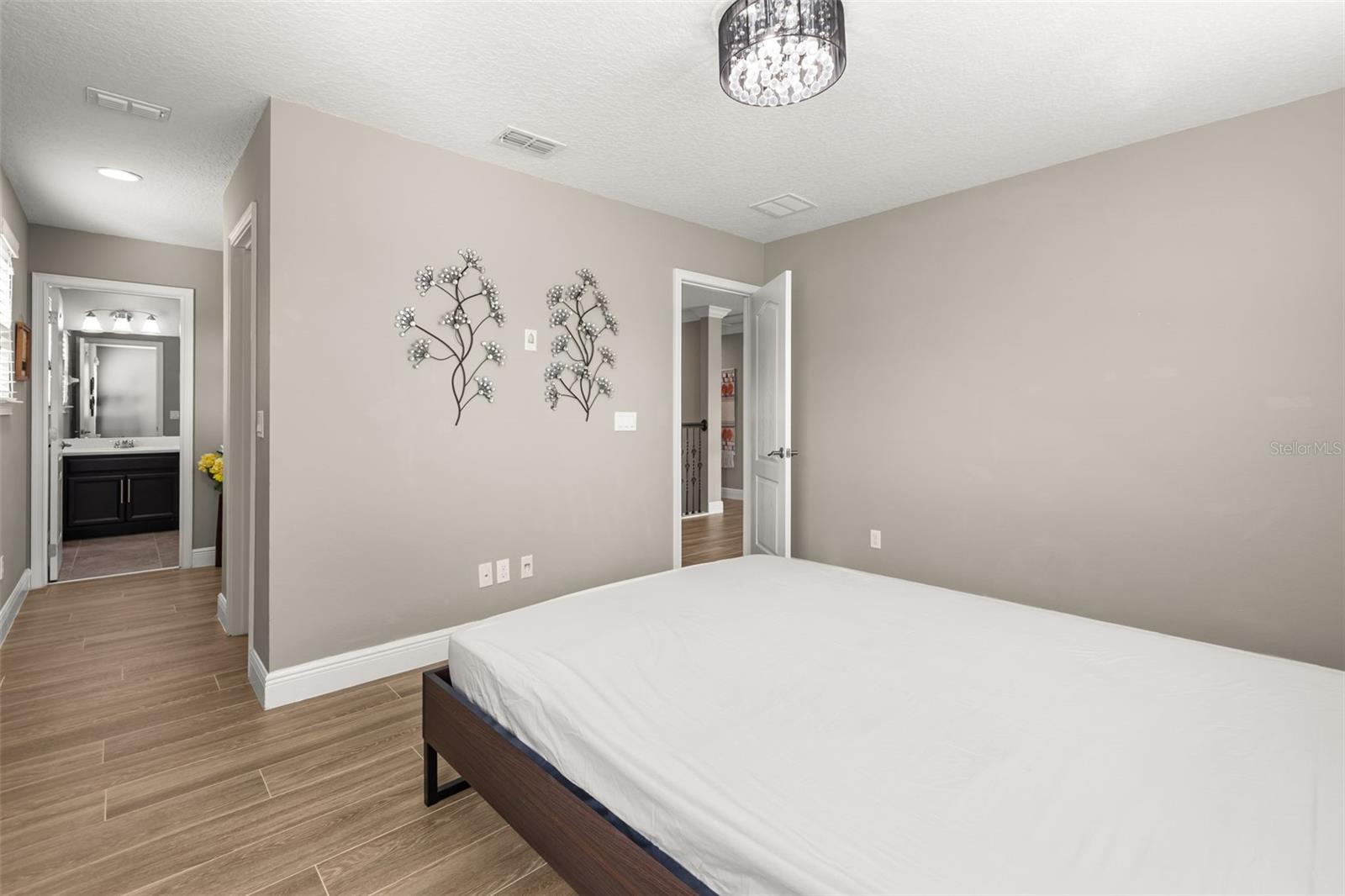 803 Sherbourne Cir Property Photo 31