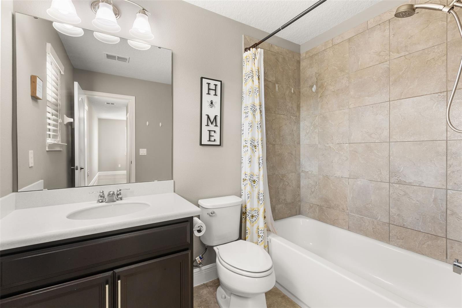 803 Sherbourne Cir Property Photo 32