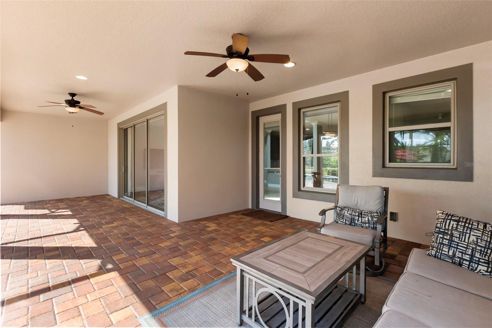 803 Sherbourne Cir Property Photo 43