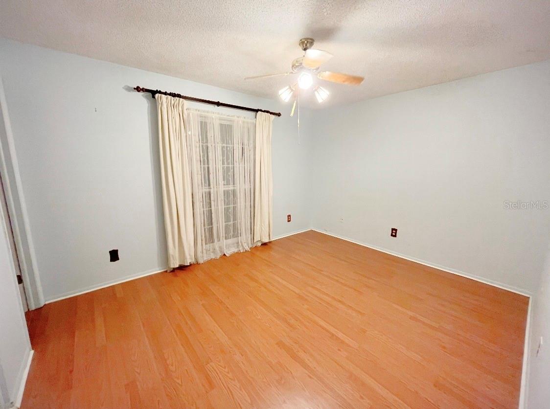 5839 Hutton Dr Property Photo 6