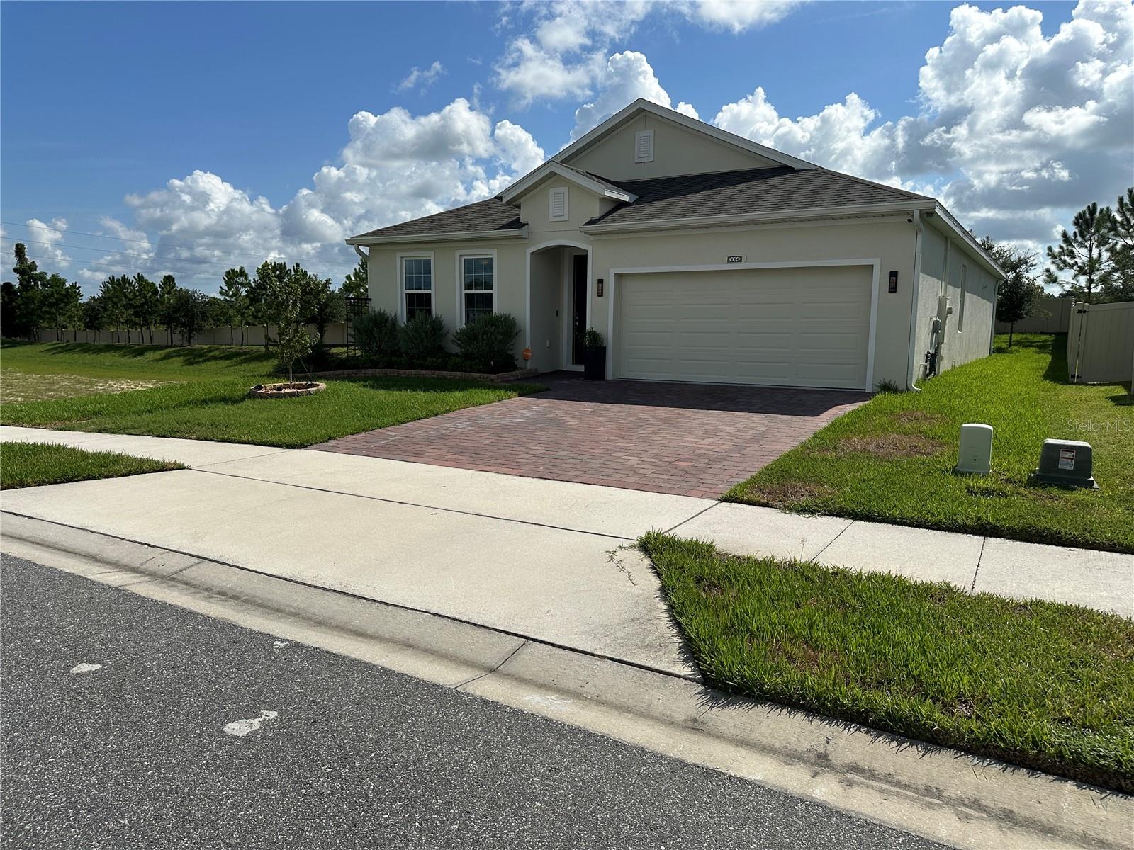 484 Shadow Gorge Way Property Photo 1