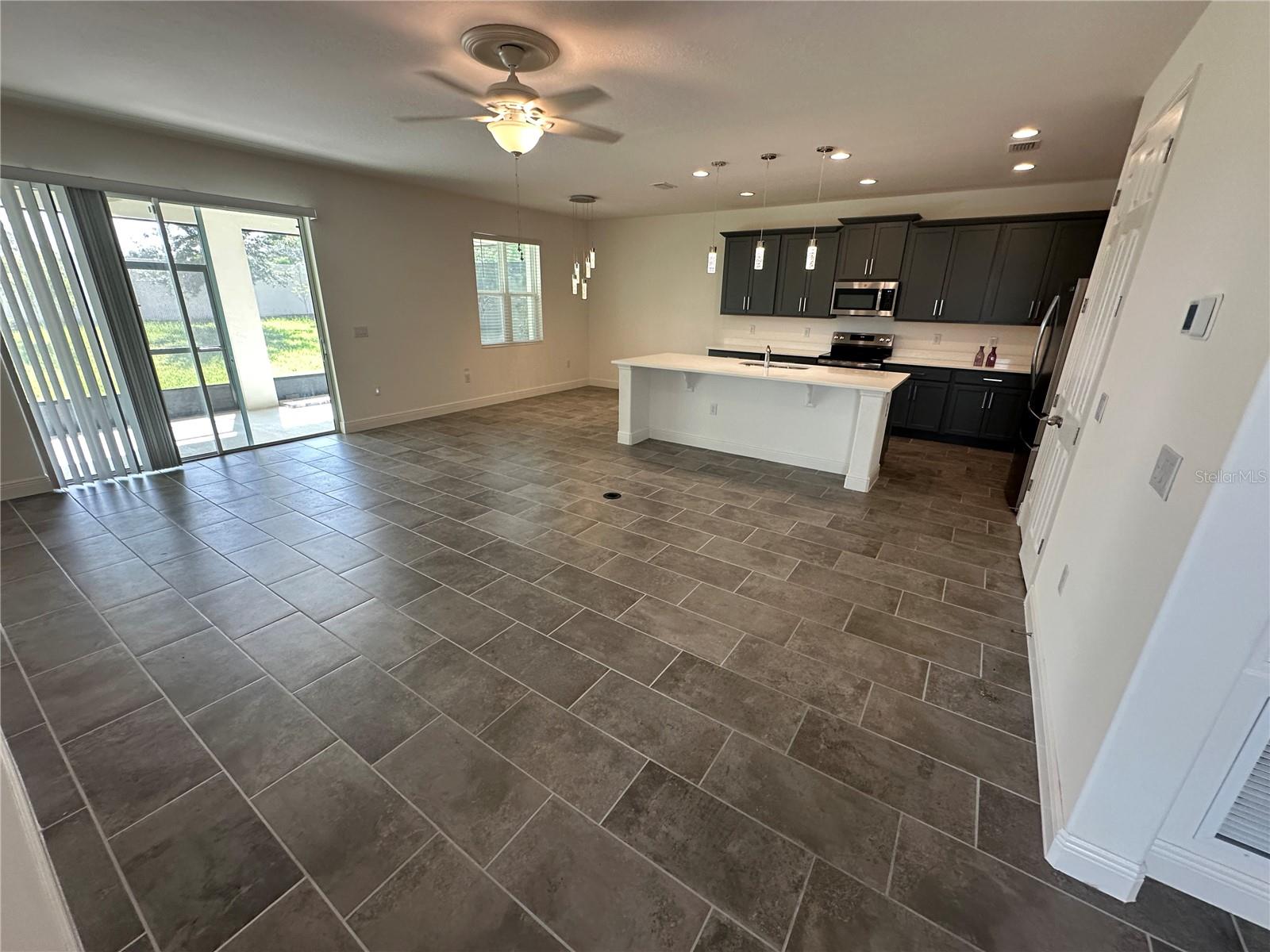 484 Shadow Gorge Way Property Photo 4