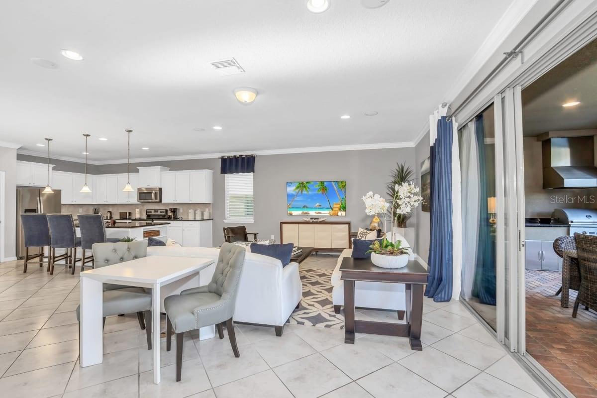 2105 Malta Ter Property Photo 13