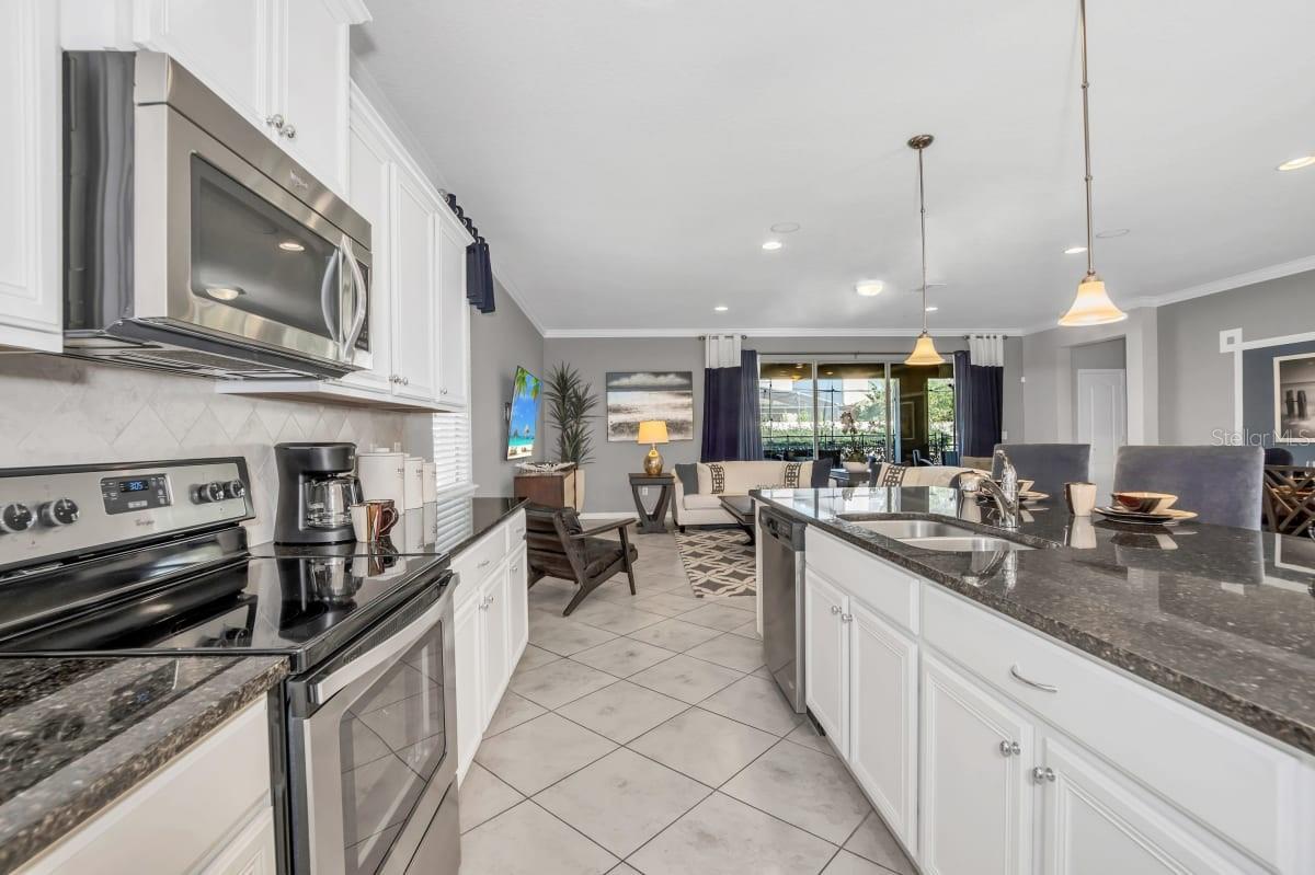 2105 Malta Ter Property Photo 18