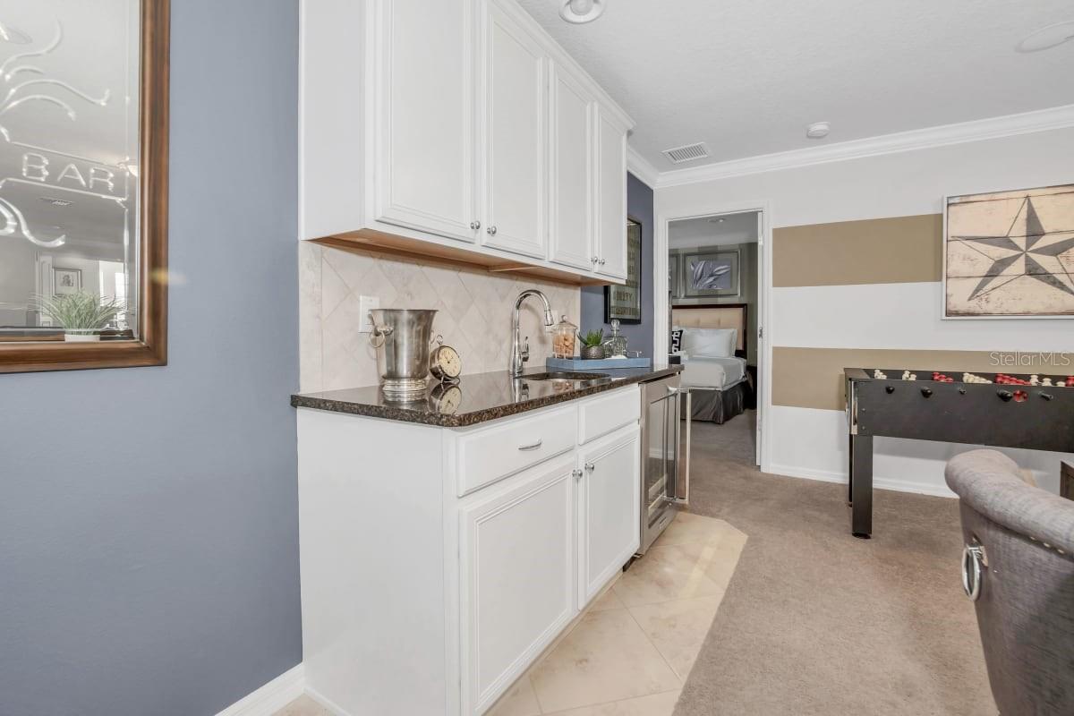 2105 Malta Ter Property Photo 31
