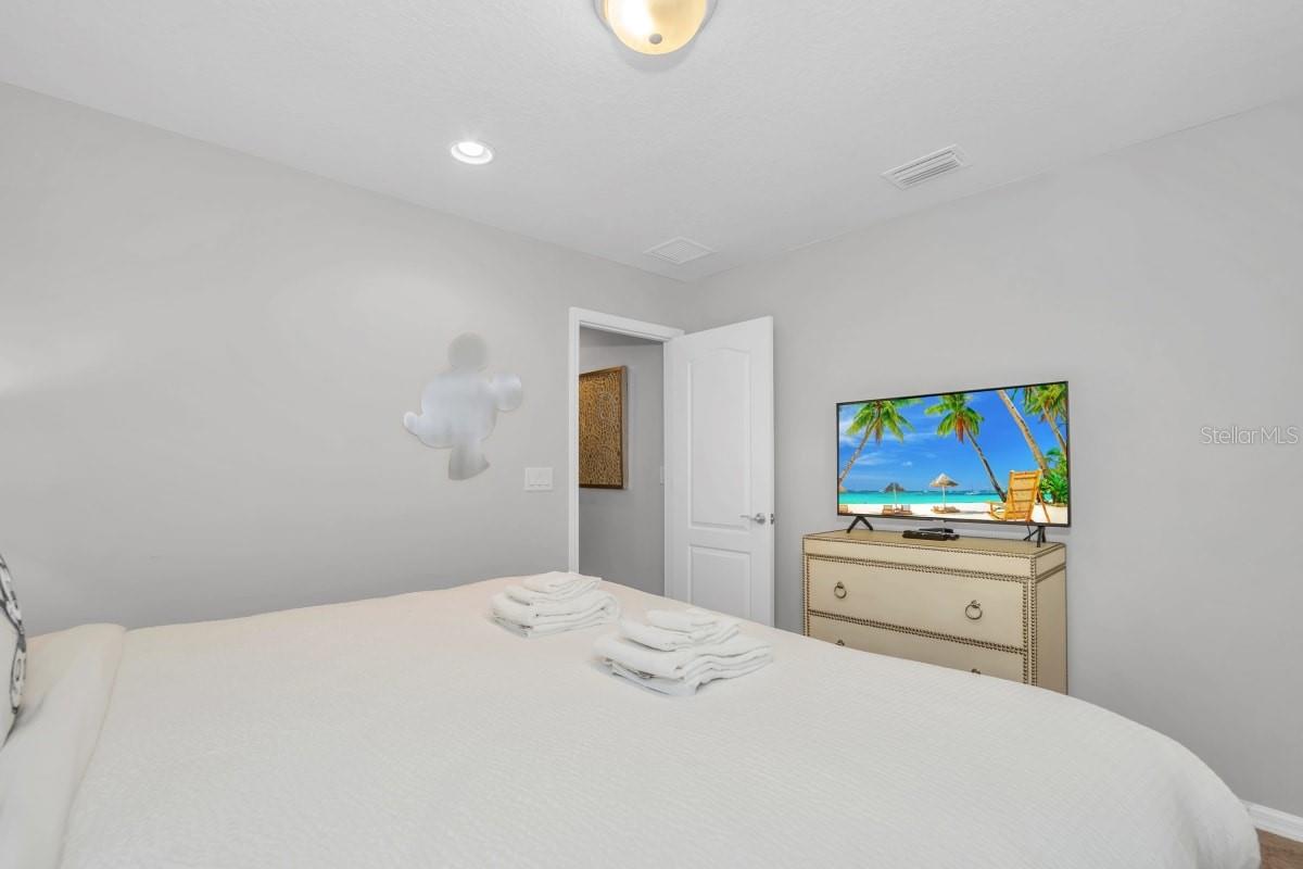 2105 Malta Ter Property Photo 43