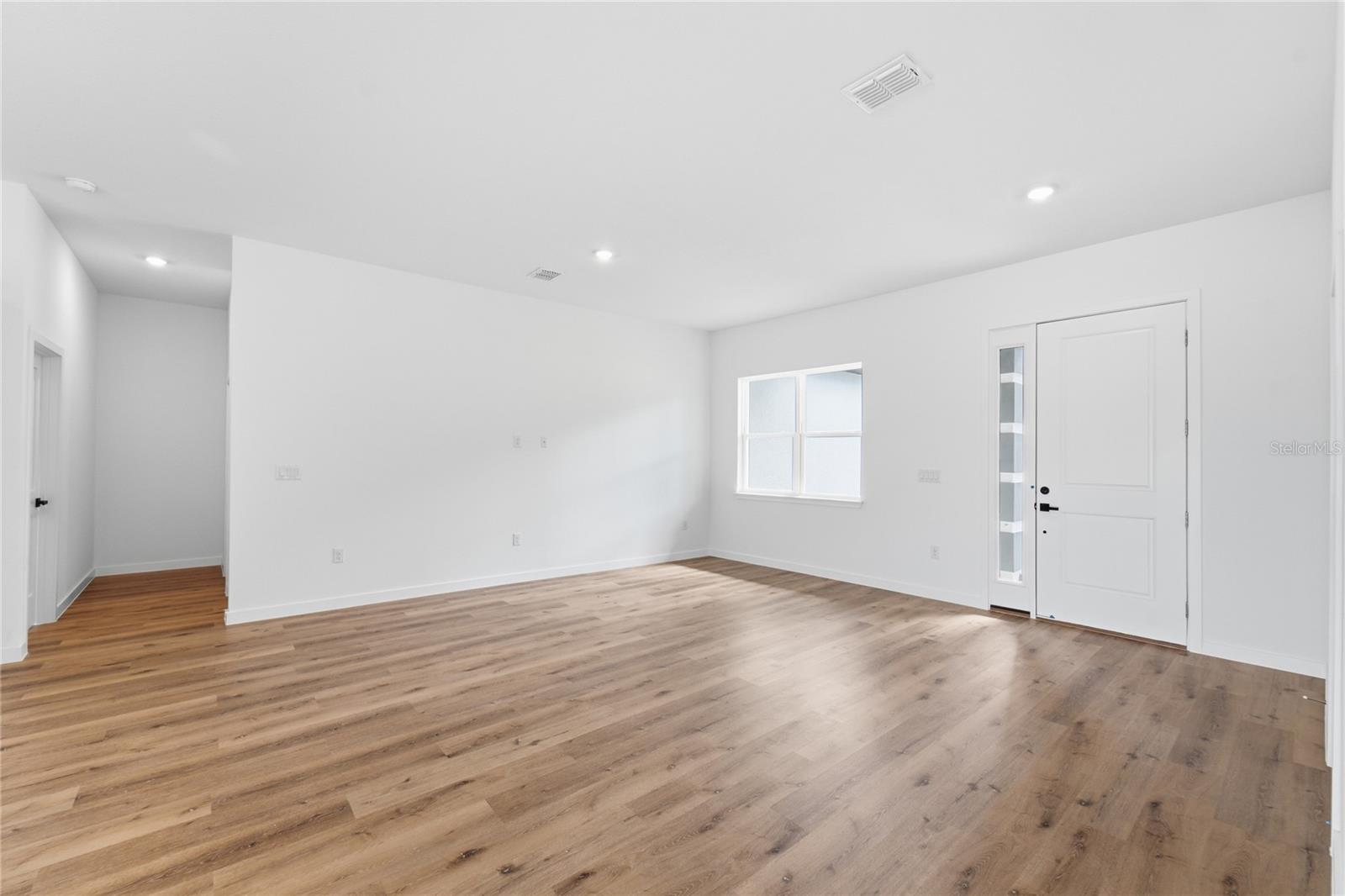 308 Marion Oaks Crse Property Photo 13