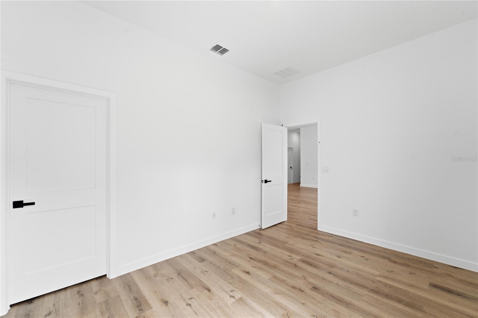 308 Marion Oaks Crse Property Photo 15