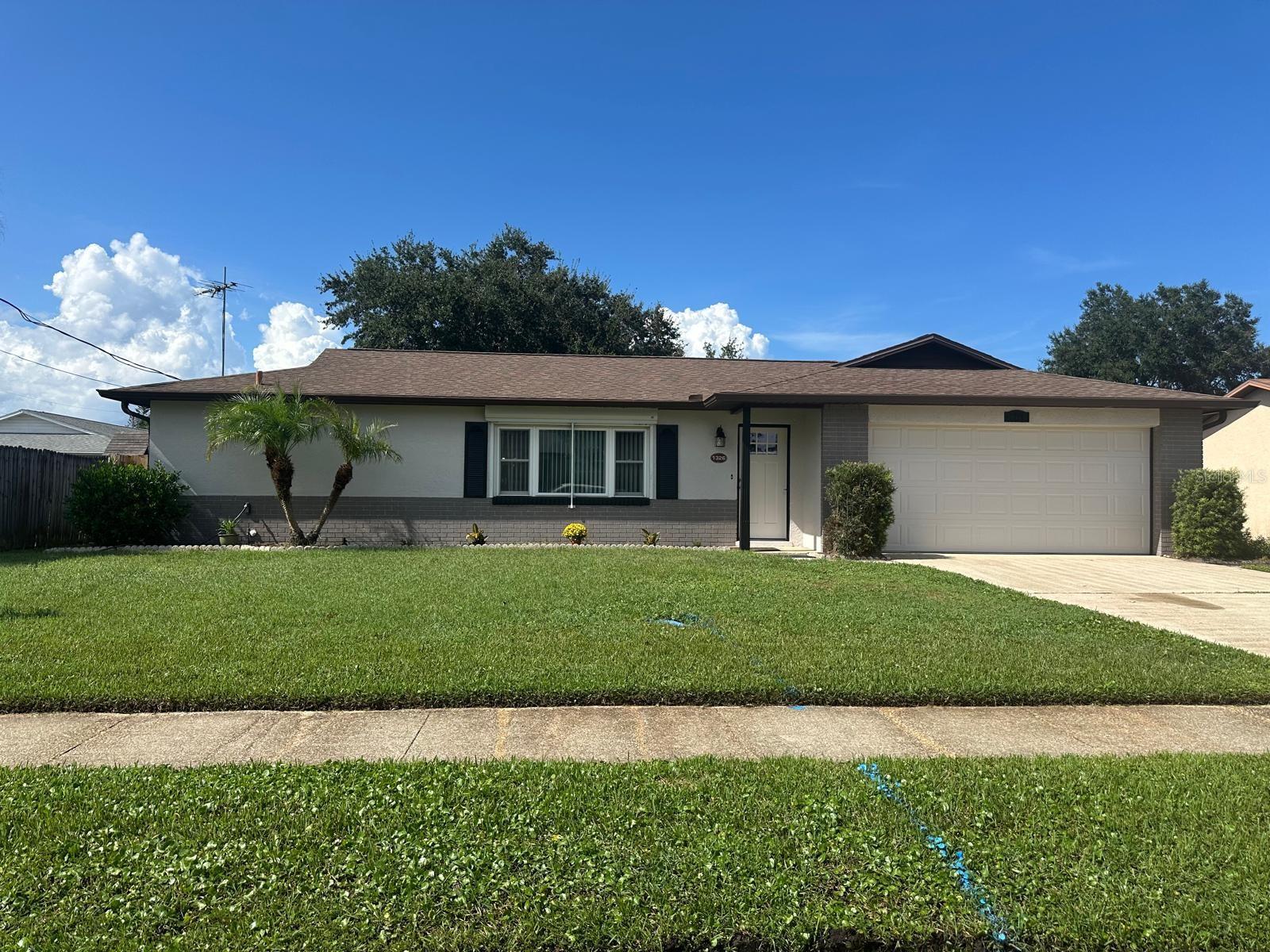 1326 Forest Dr Property Photo 1